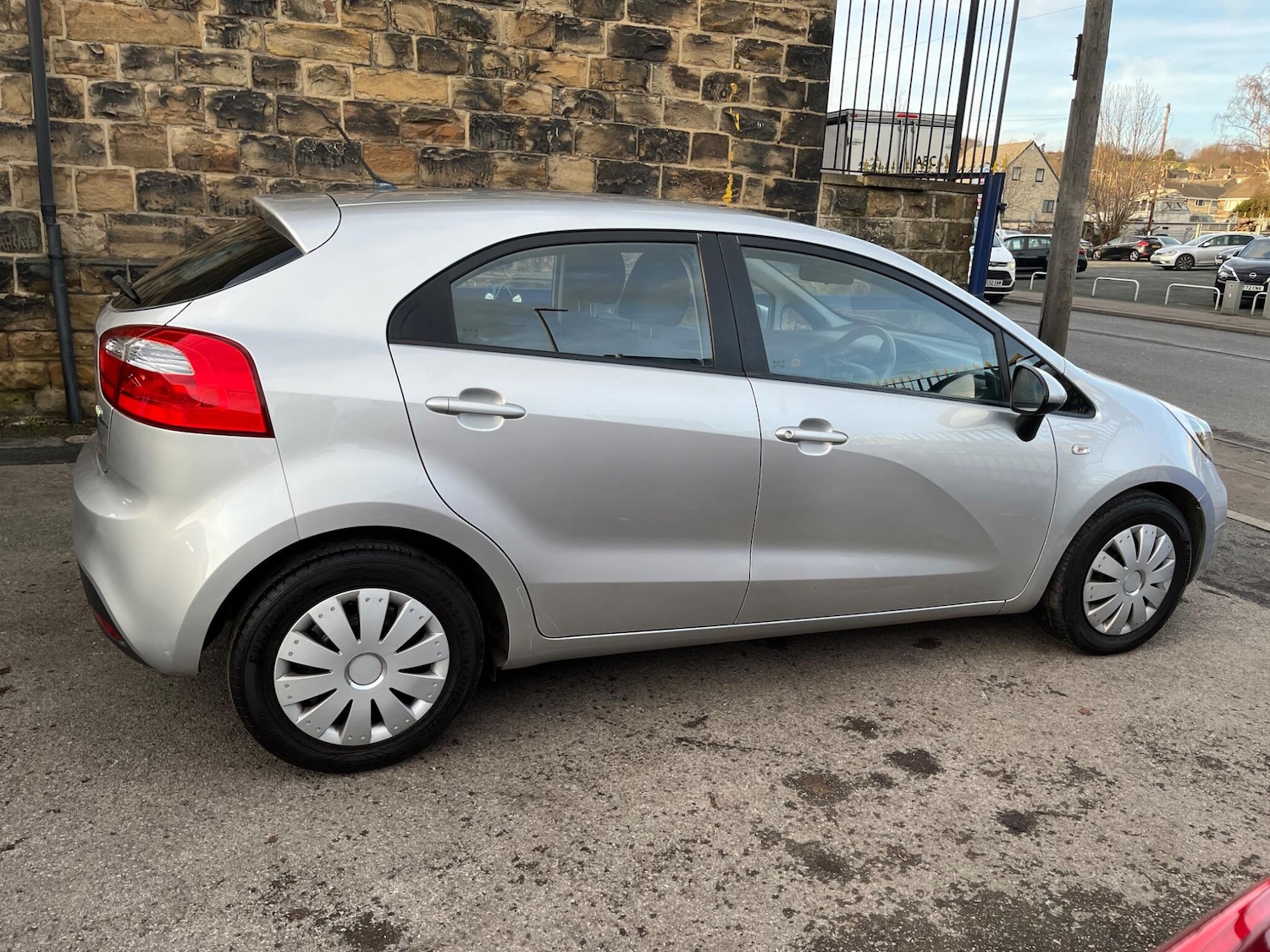 Used Kia Rio for sale - 77268127: Photo 5