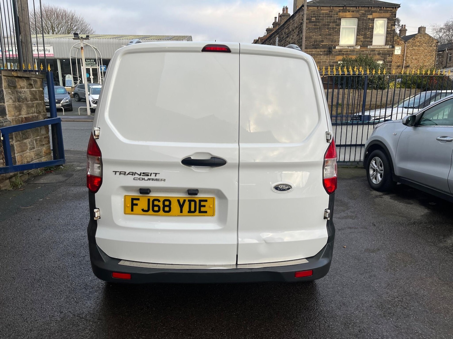 Used Ford Transit Courier 2018 for sale - 77278749: Photo 5