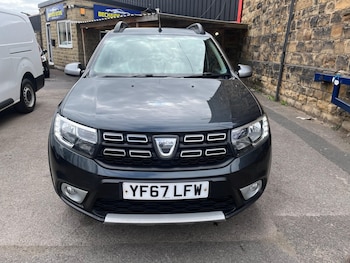 Used Dacia Sandero Stepway 2017 for sale - 75646982: Photo