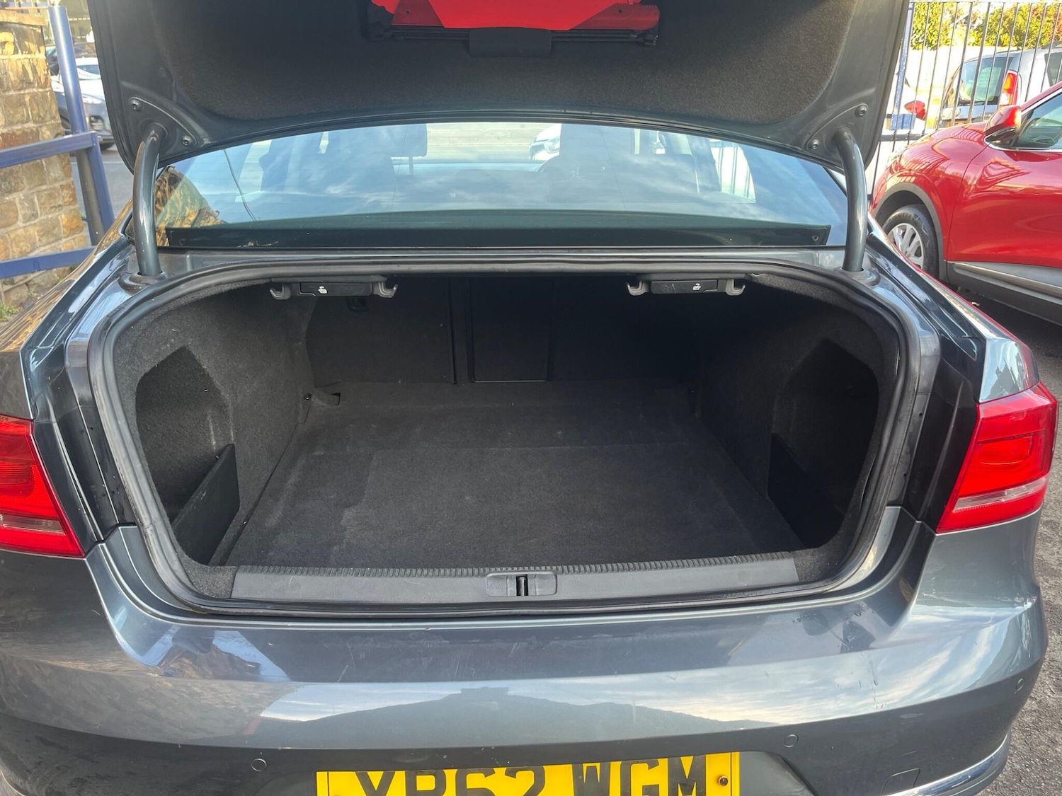 Used Volkswagen Passat 2012 for sale - 76657829: Photo 10