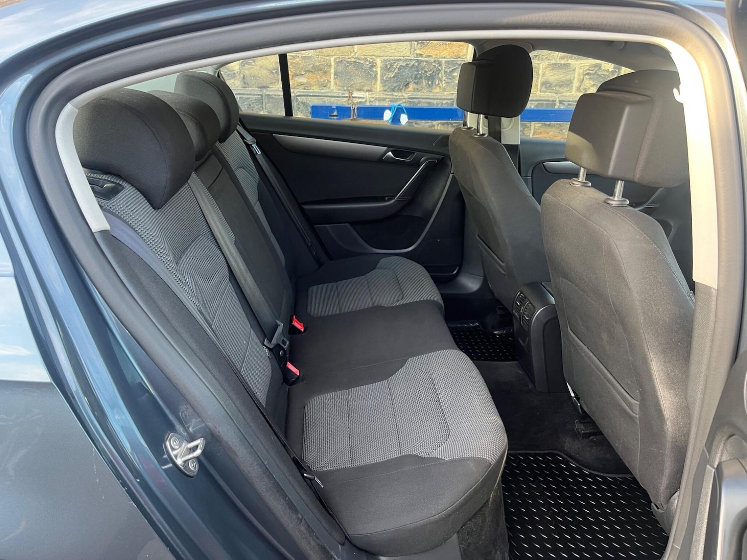 Used Volkswagen Passat 2012 for sale - 76657829: Photo 11