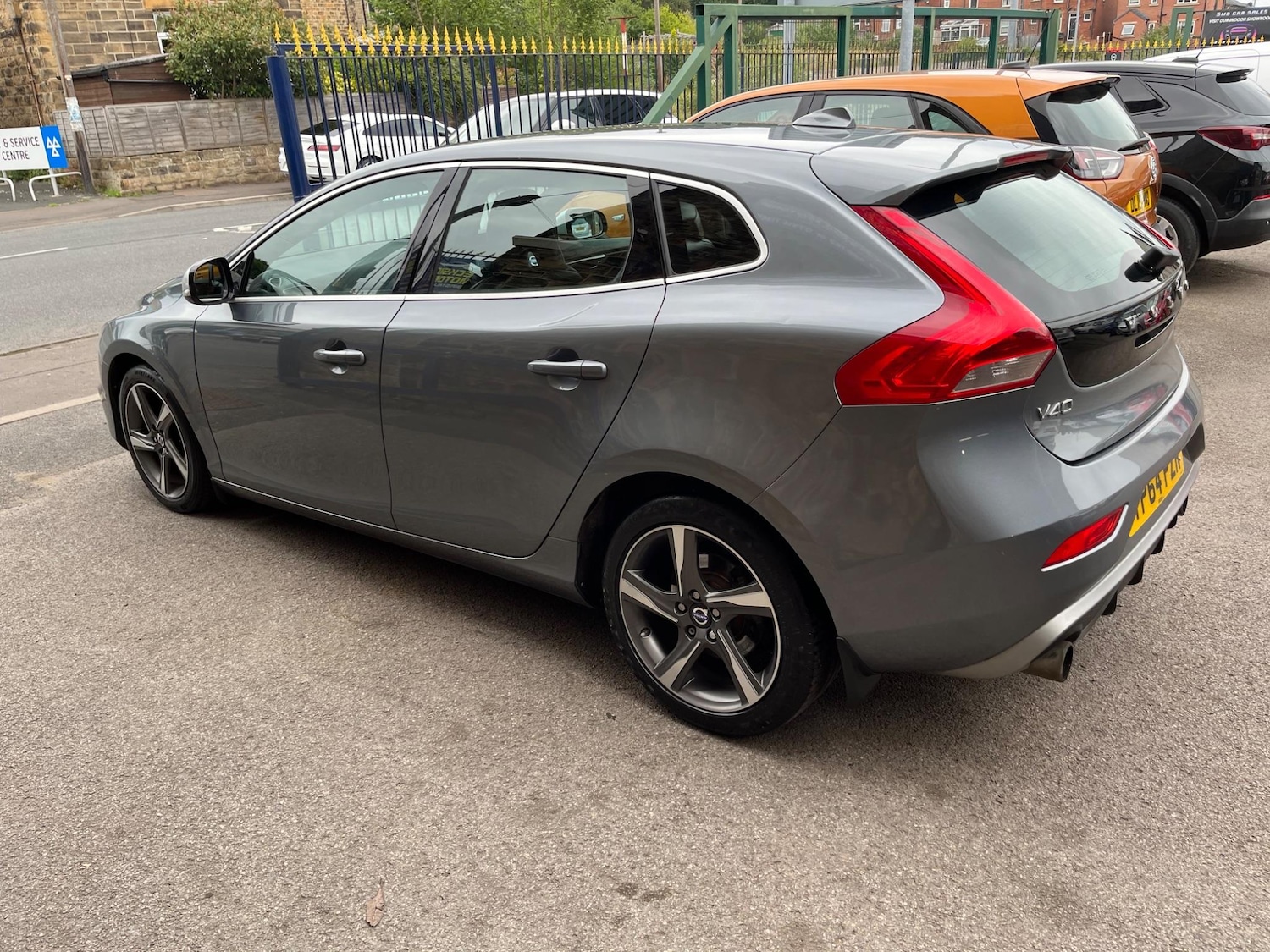 Used Volvo V40 2014 for sale - 77039805: Photo 6