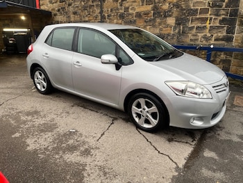 Used Toyota Auris 2010 for sale - 77425333: Photo