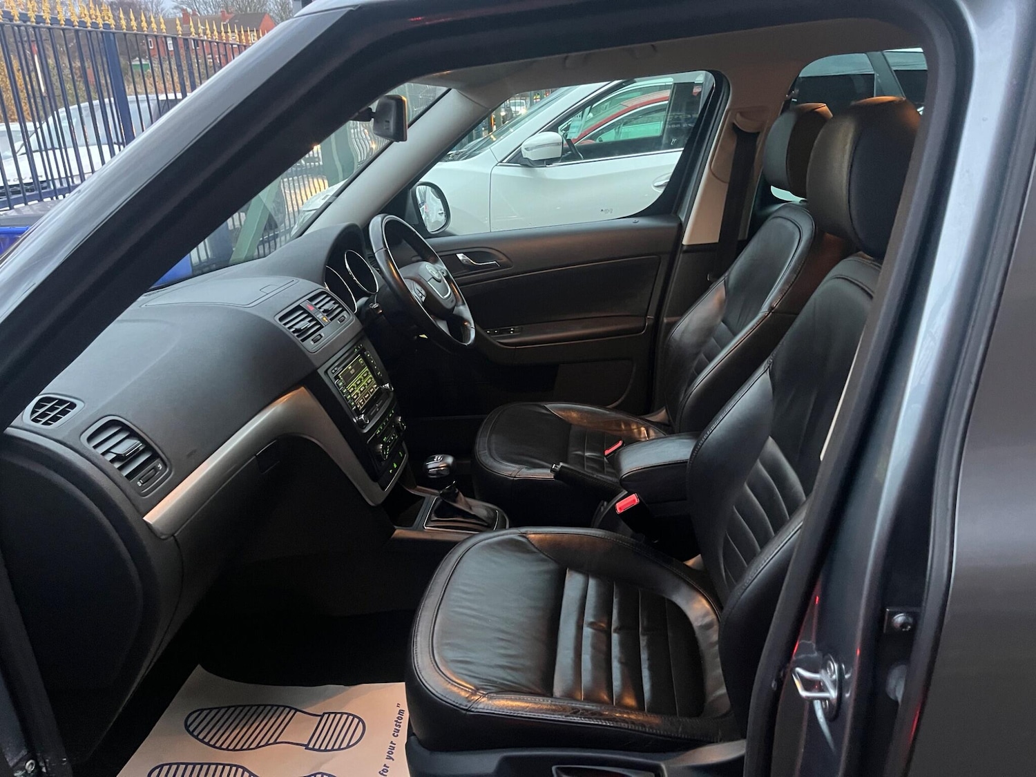 Used Skoda Yeti 2012 for sale - 76865349: Photo 11