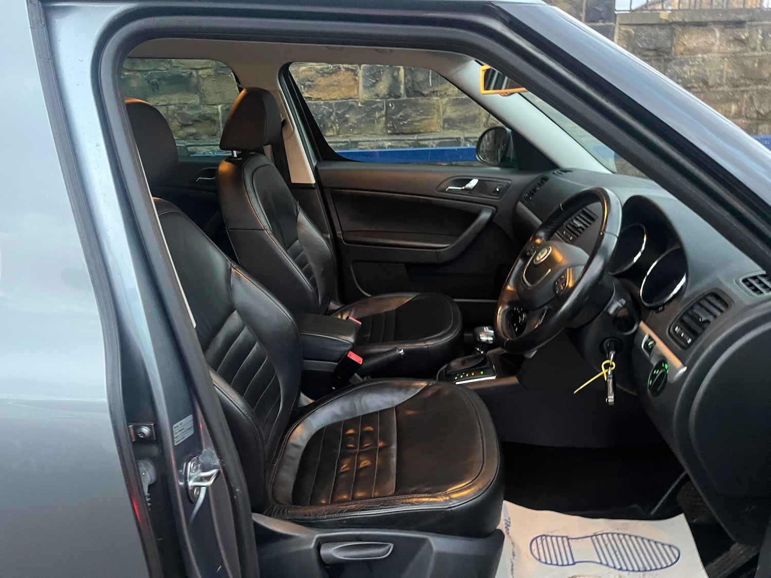 Used Skoda Yeti 2012 for sale - 76865349: Photo 8