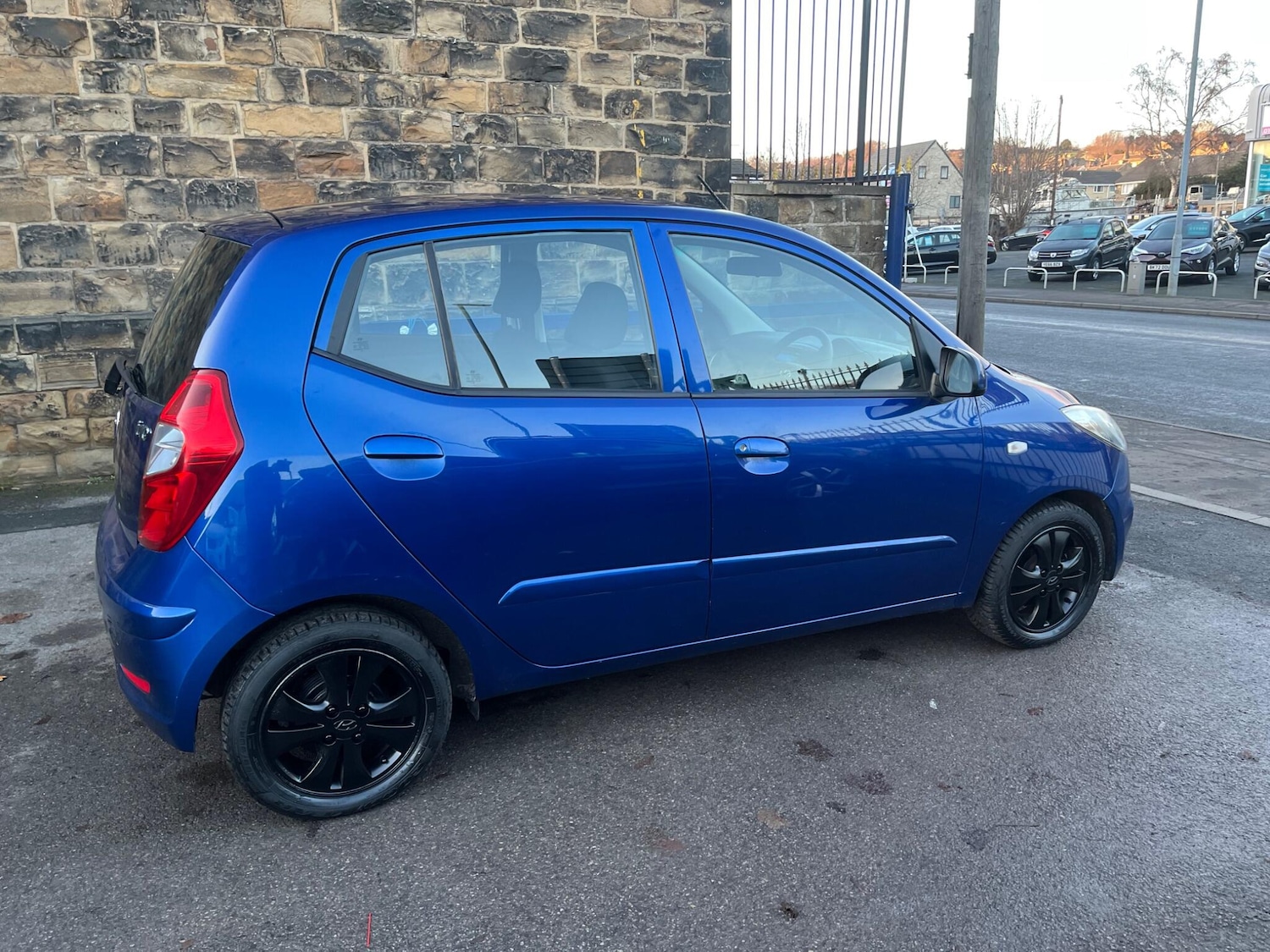 Used Hyundai i10 for sale - 77612092: Photo 2