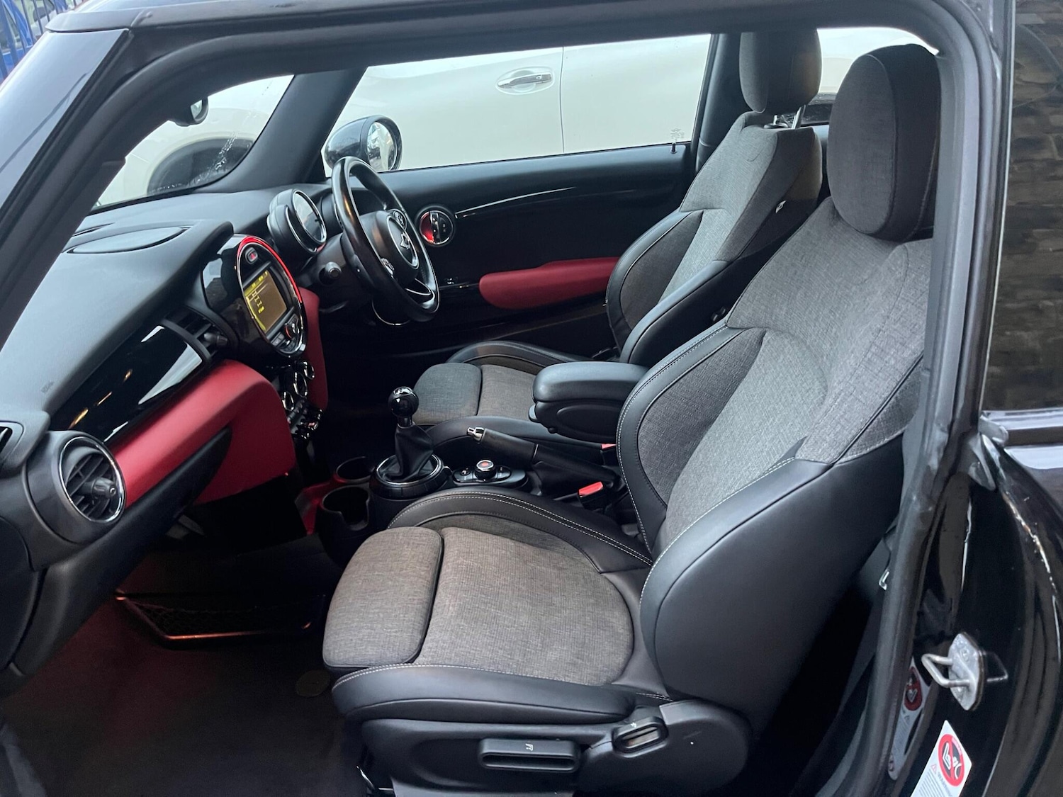 Used MINI Hatch 2015 for sale - 76913675: Photo 10