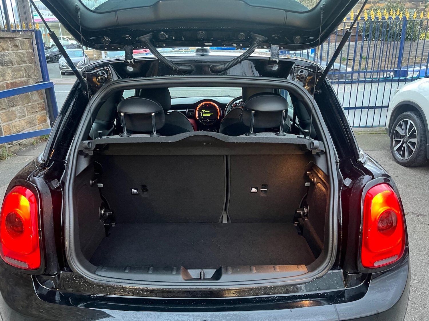 Used MINI Hatch 2015 for sale - 76913675: Photo 9