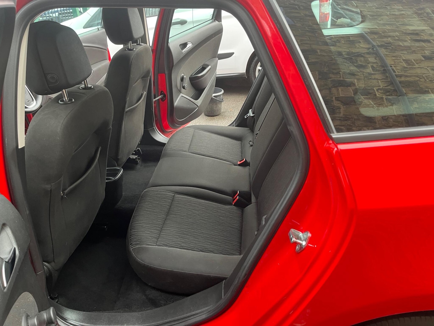 Used Vauxhall Astra 2015 for sale - 77144091: Photo 9