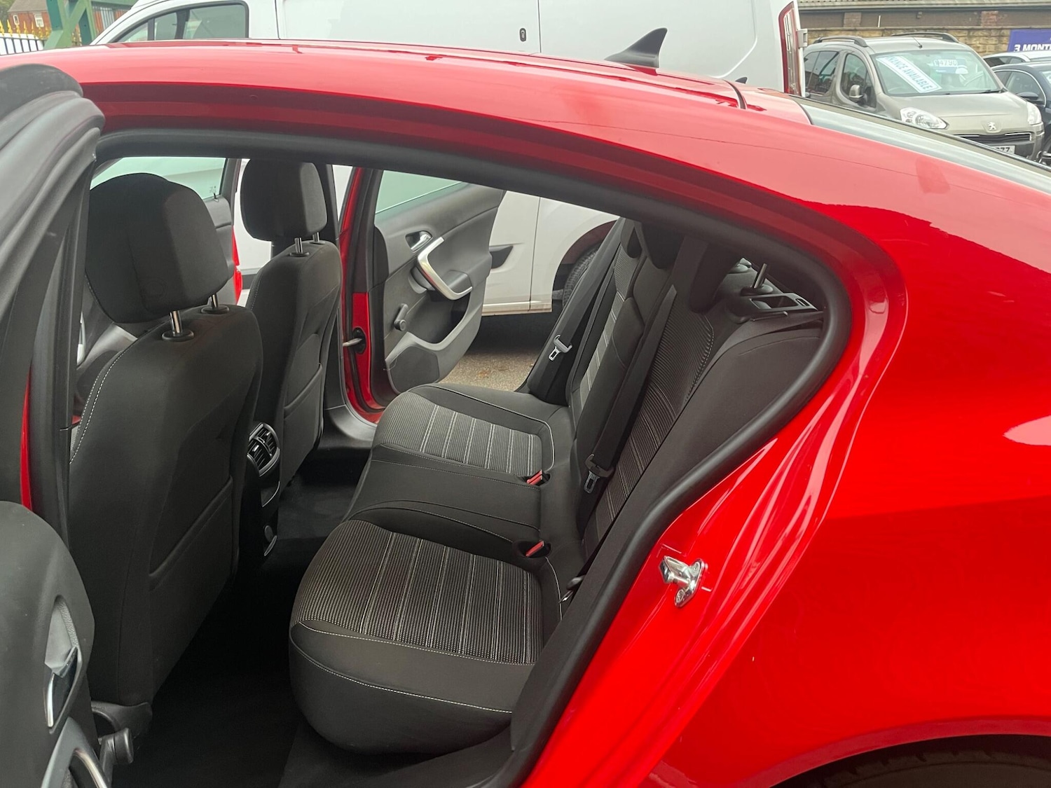 Used Vauxhall Insignia 2012 for sale - 76485058: Photo 9