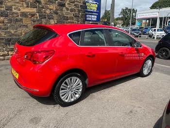 Used Vauxhall Astra 2015 for sale - 75520464: Photo