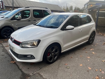 Used Volkswagen Polo 2011 for sale - 76380672: Photo