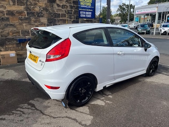 Used Ford Fiesta 2012 for sale - 75927550: Photo
