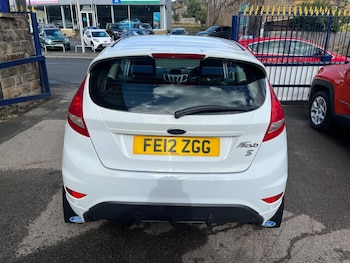 Used Ford Fiesta 2012 for sale - 75927550: Photo