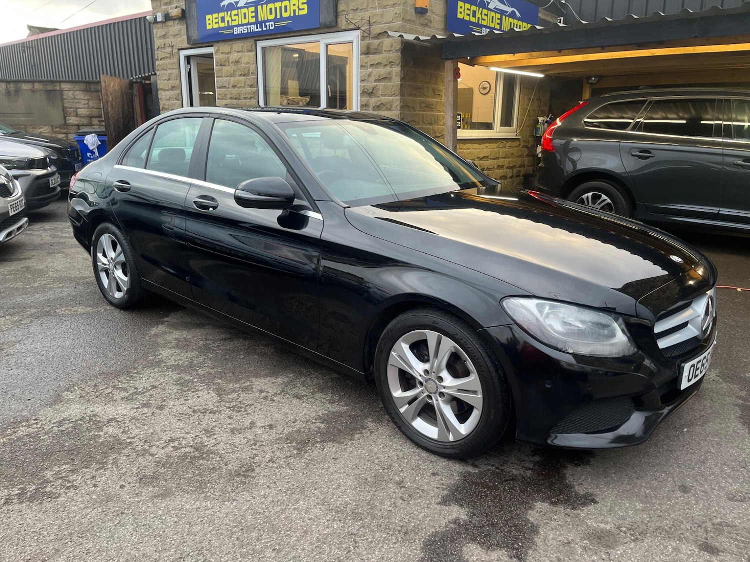 Used Mercedes-Benz C Class 2015 for sale - 76975471: Photo 1