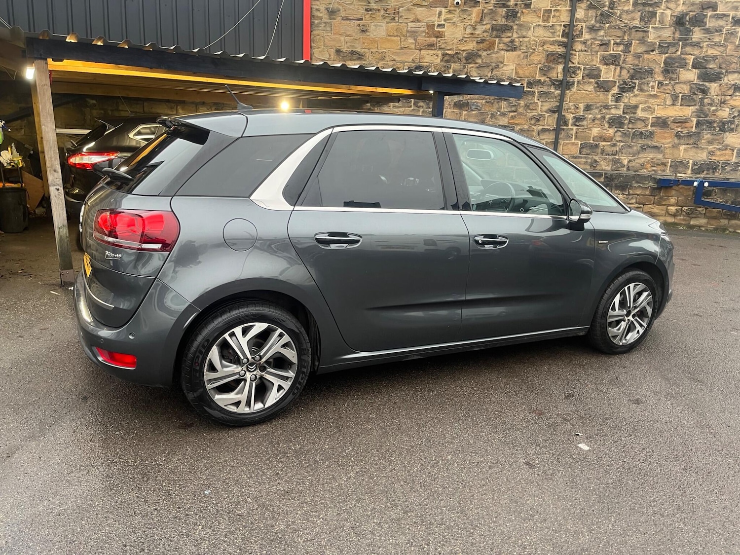 Used Citroen C4 Picasso 2014 for sale - 77215007: Photo 3