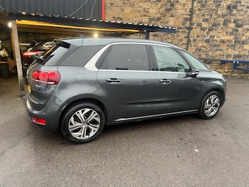 Used Citroen C4 Picasso 2014 for sale - 77215007: Photo