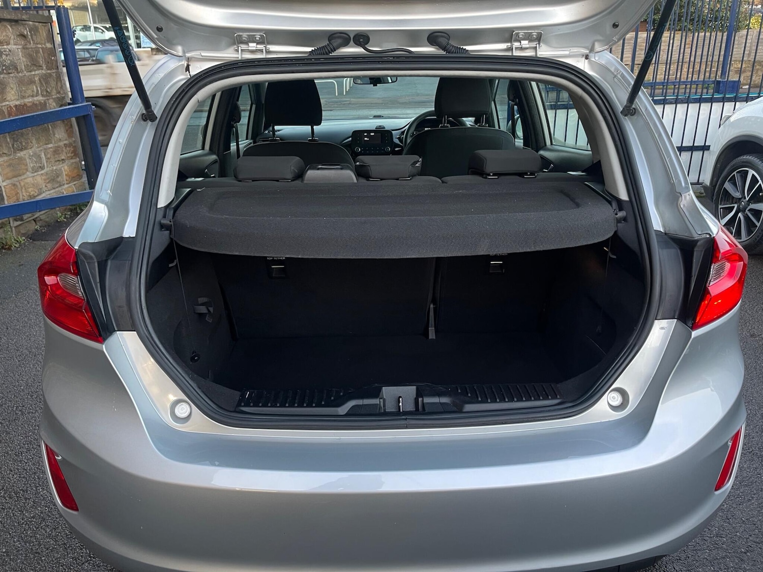 Used Ford Fiesta 2018 for sale - 76898966: Photo 9