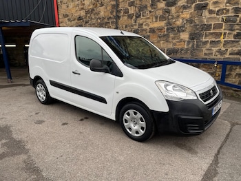 Used Peugeot Partner 2018 for sale - 75810187: Photo
