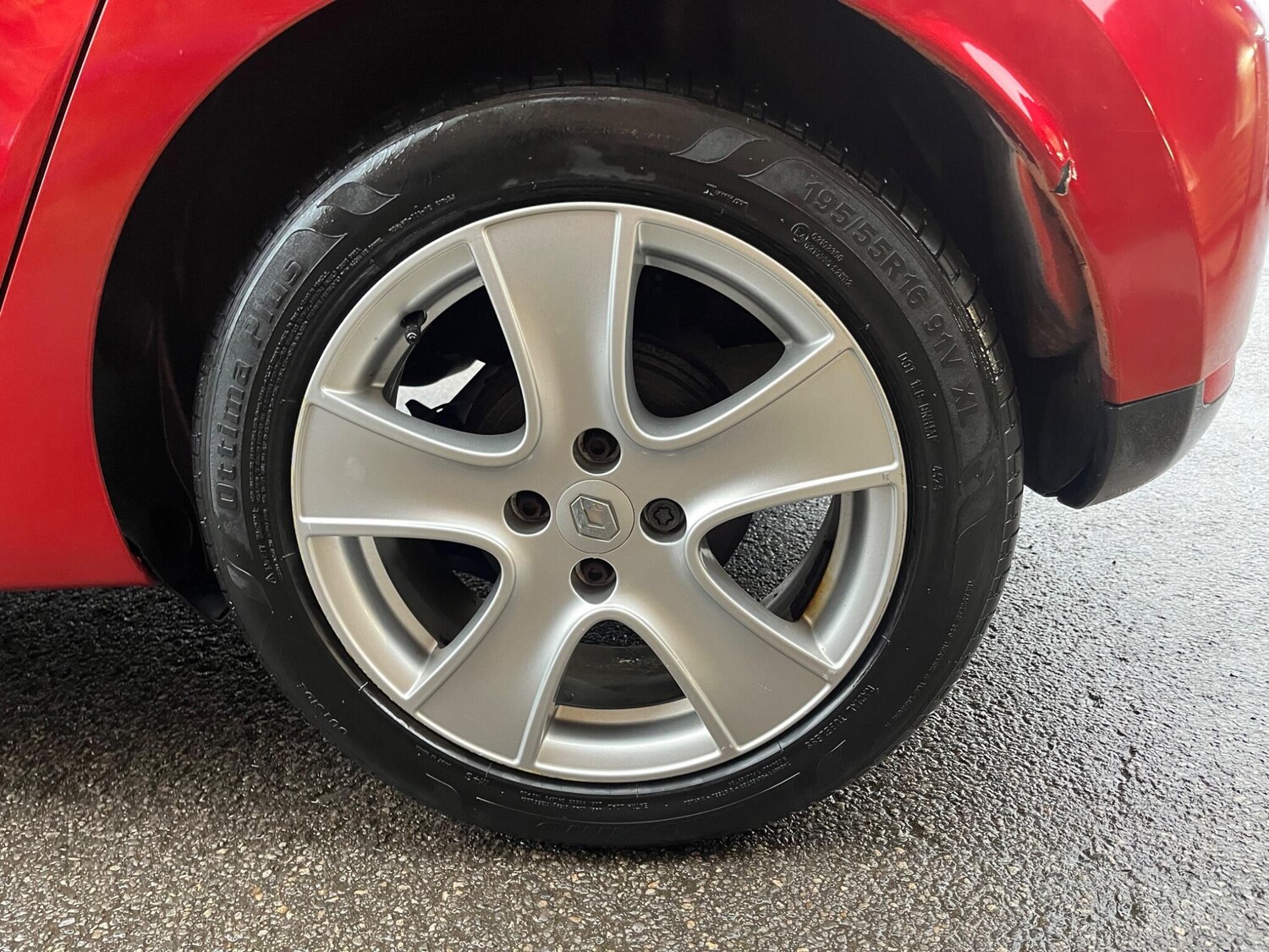 Used Renault Clio for sale - 77510927: Photo 13