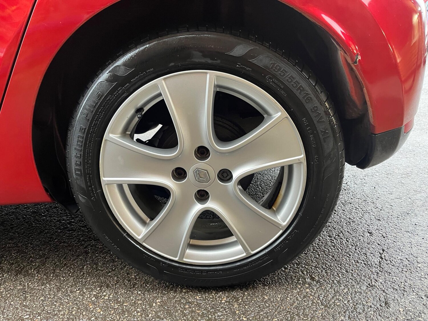 Used Renault Clio for sale - 77510927: Photo 14