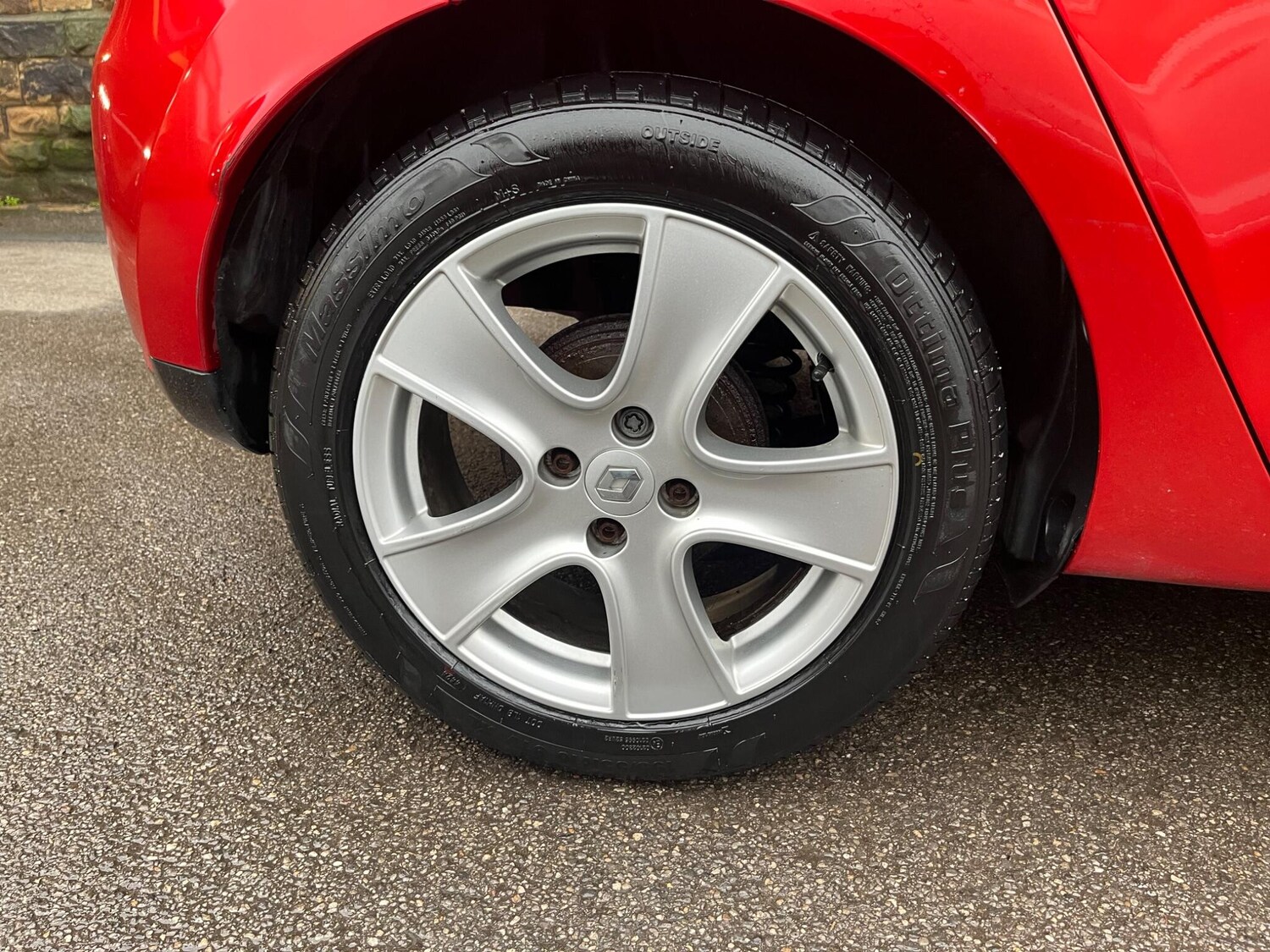 Used Renault Clio for sale - 77510927: Photo 15