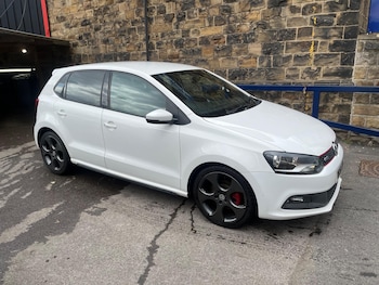 Used Volkswagen Polo 2011 for sale - 75563525: Photo
