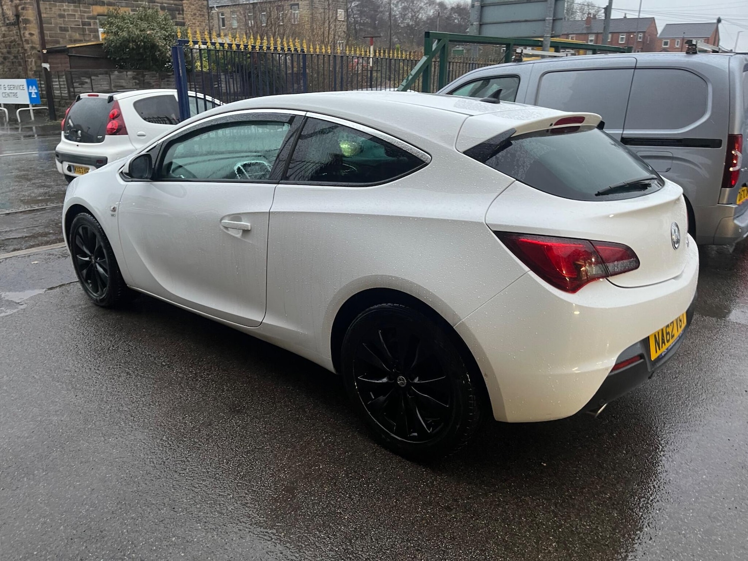 Used Vauxhall Astra GTC 2012 for sale - 76989120: Photo 6
