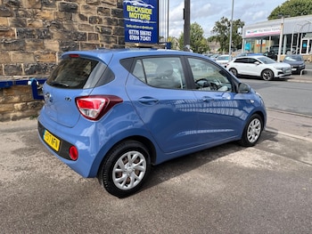 Used Hyundai i10 2017 for sale - 75719854: Photo