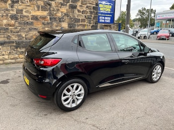 Used Renault Clio 2016 for sale - 76085120: Photo 4