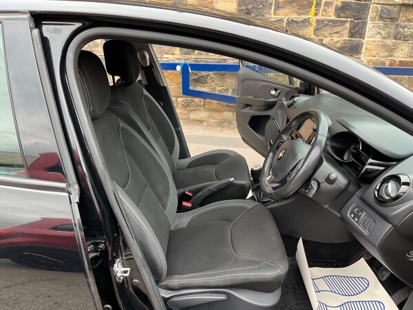 Used Renault Clio 2016 for sale - 76085120: Photo 8