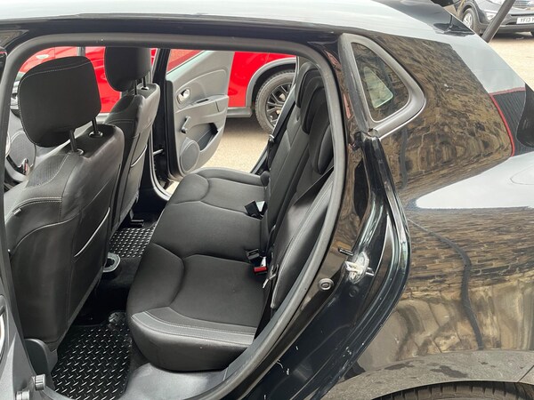 Used Renault Clio 2016 for sale - 76085120: Photo 9