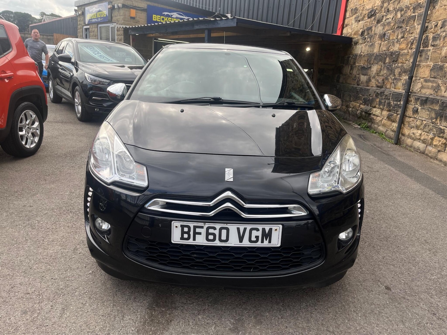 Used Citroen DS3 2010 for sale - 75906307: Photo 2