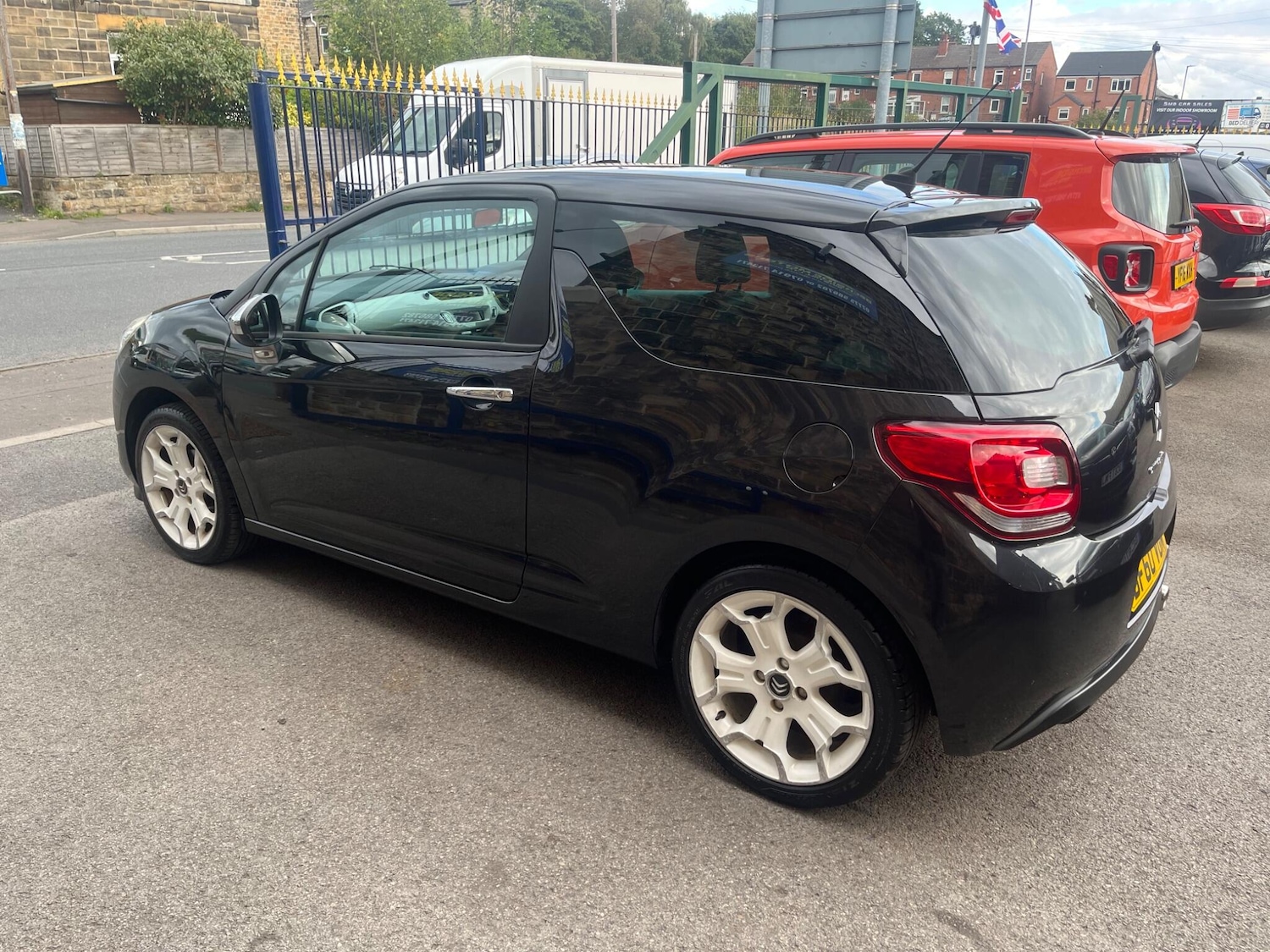 Used Citroen DS3 2010 for sale - 75906307: Photo 4