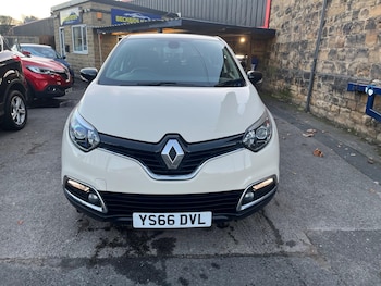 Used Renault Captur 2016 for sale - 76632640: Photo