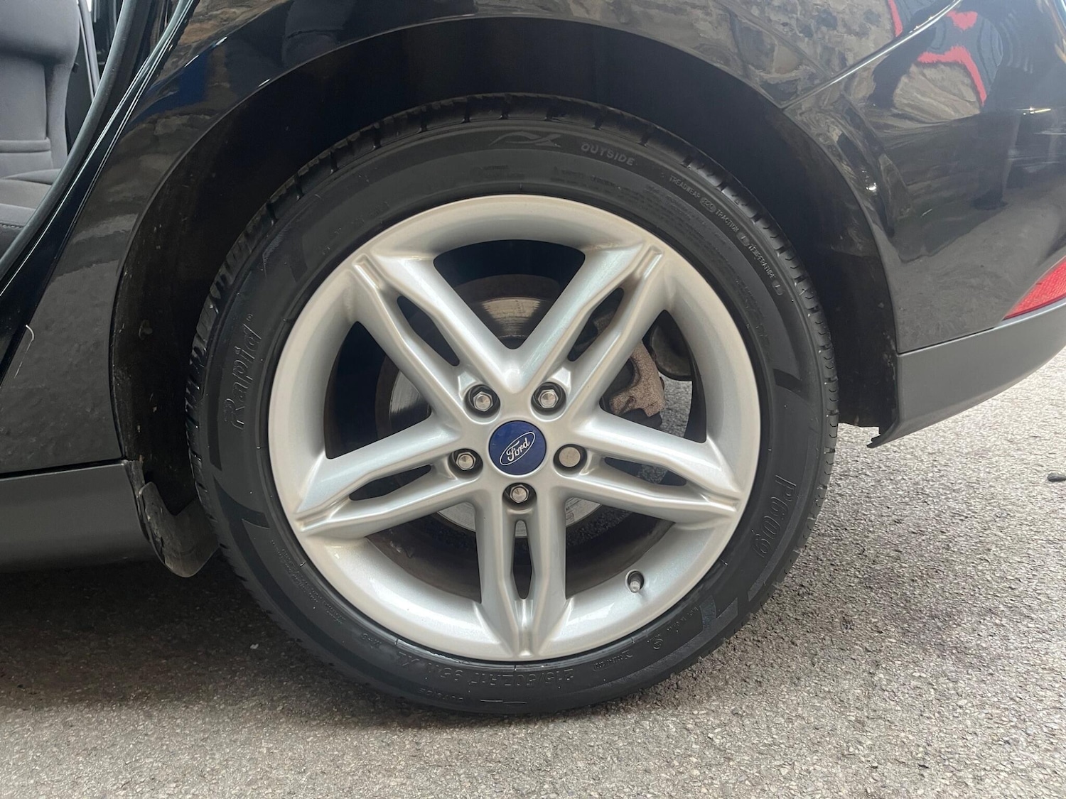 Used Ford Focus 2014 for sale - 76657958: Photo 13