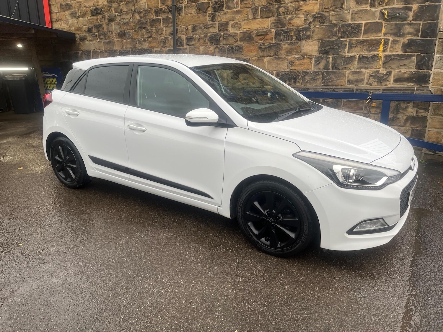 Used Hyundai i20 2015 for sale - 76620102: Photo 1