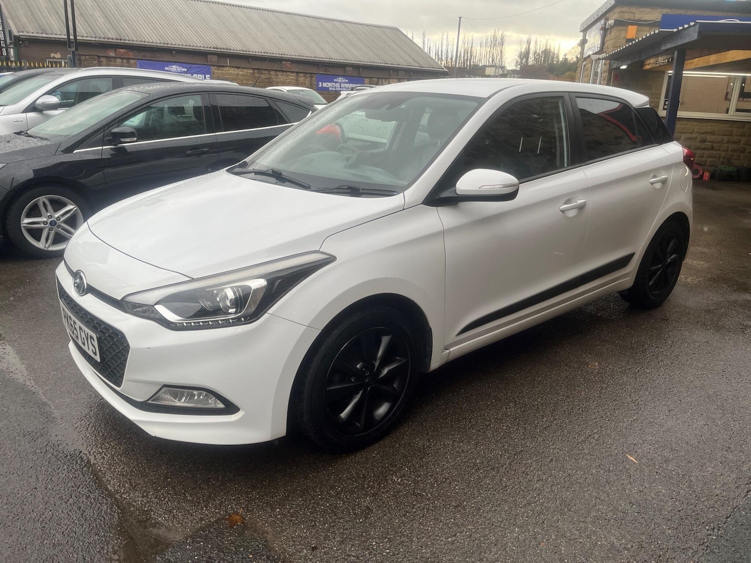 Used Hyundai i20 2015 for sale - 76620102: Photo 3