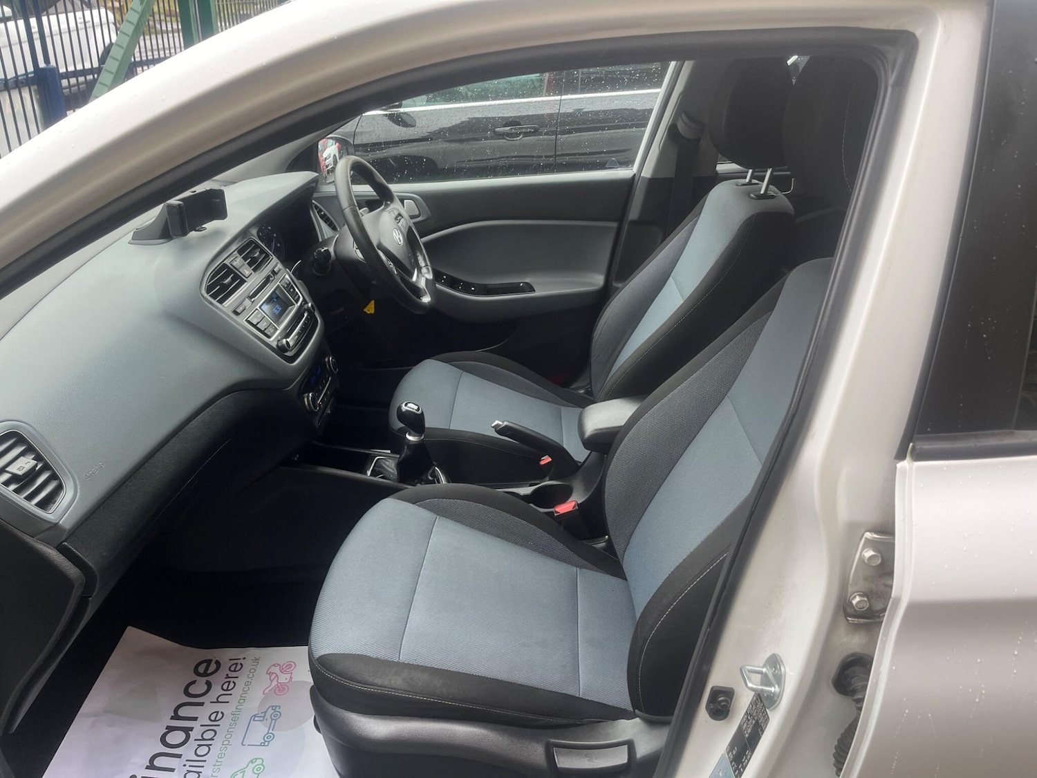 Used Hyundai i20 2015 for sale - 76620102: Photo 7