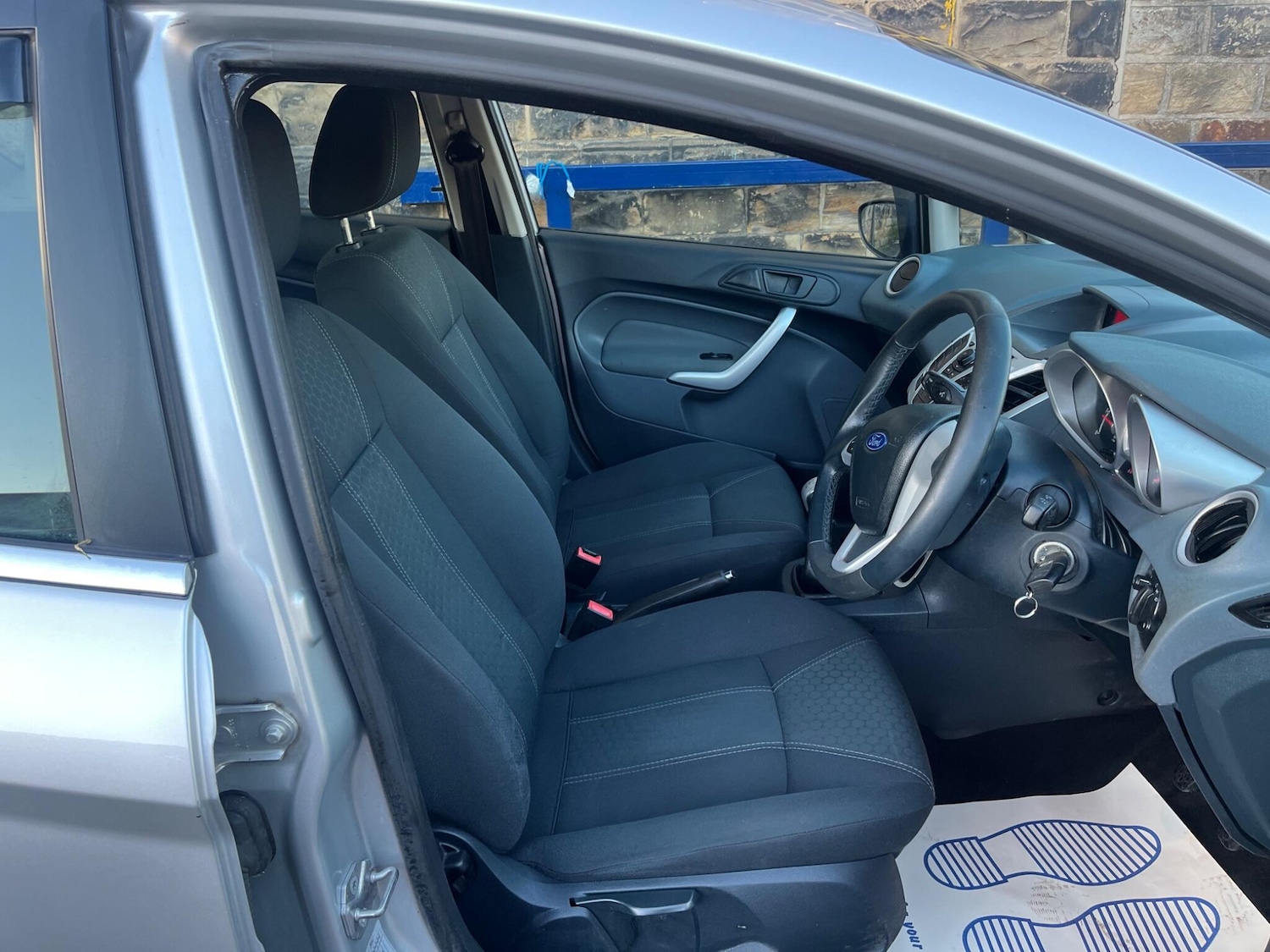 Used Ford Fiesta 2011 for sale - 76780635: Photo 11