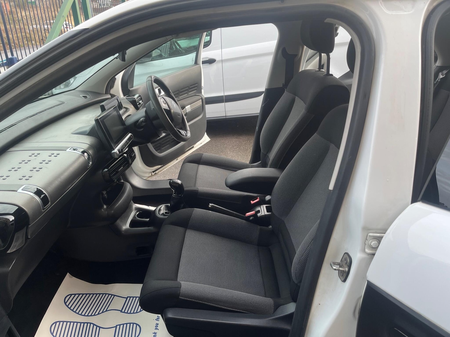 Used Citroen C4 Cactus 2017 for sale - 77143586: Photo 8