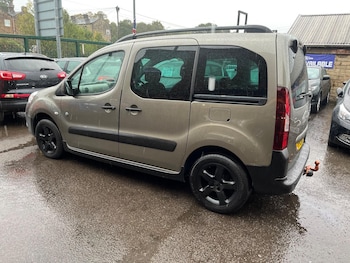 Used Peugeot Partner Tepee 2015 for sale - 76136317: Photo 4