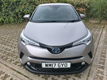 Used Toyota C-HR 2017 for sale - 75614342: Photo