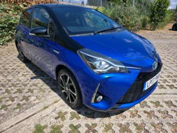 (17) - 1.5 VVT-h Blue Bi-Tone E-CVT Euro 6 (s/s) 5dr