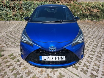 Used Toyota Yaris 2017 for sale - 75290666: Photo