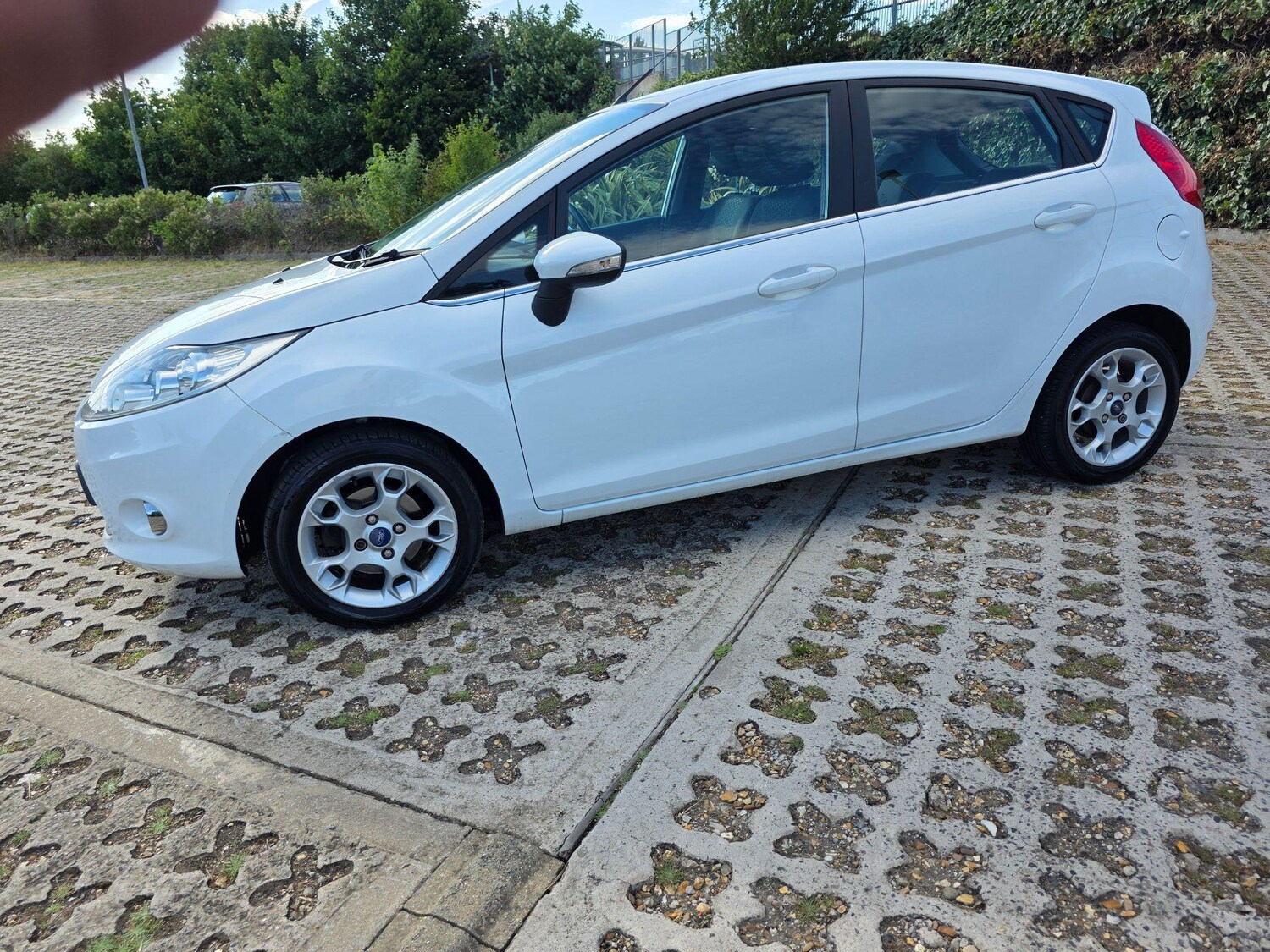 Vehicle 21