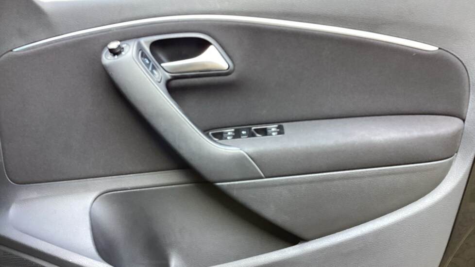 Used Volkswagen Polo 2017 for sale - 78048999: Photo 15