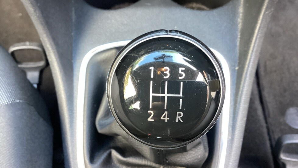 Used Volkswagen Polo 2017 for sale - 78048999: Photo 24