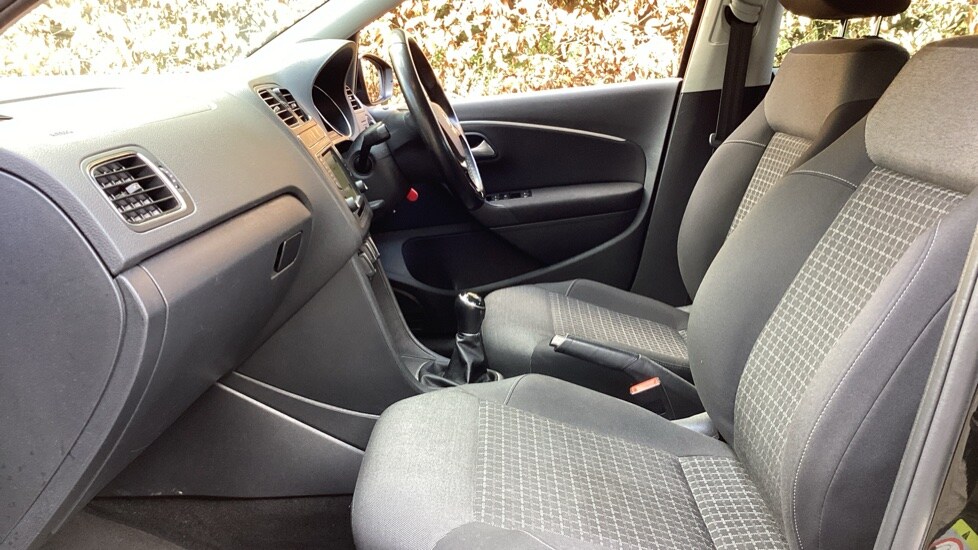 Used Volkswagen Polo 2017 for sale - 78048999: Photo 34