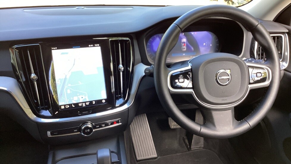 Used Volvo V60 2025 for sale - 78049010: Photo 6